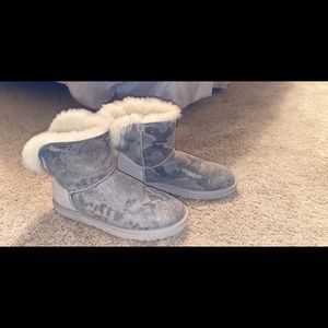 Snakeskin Bailey Bow Uggs